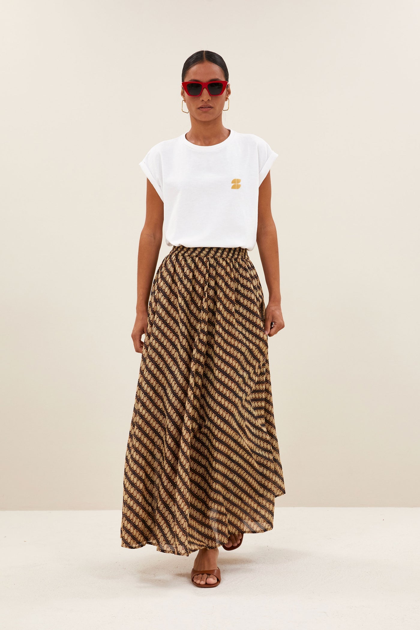 Tobi Flame Logo Top - Bright White