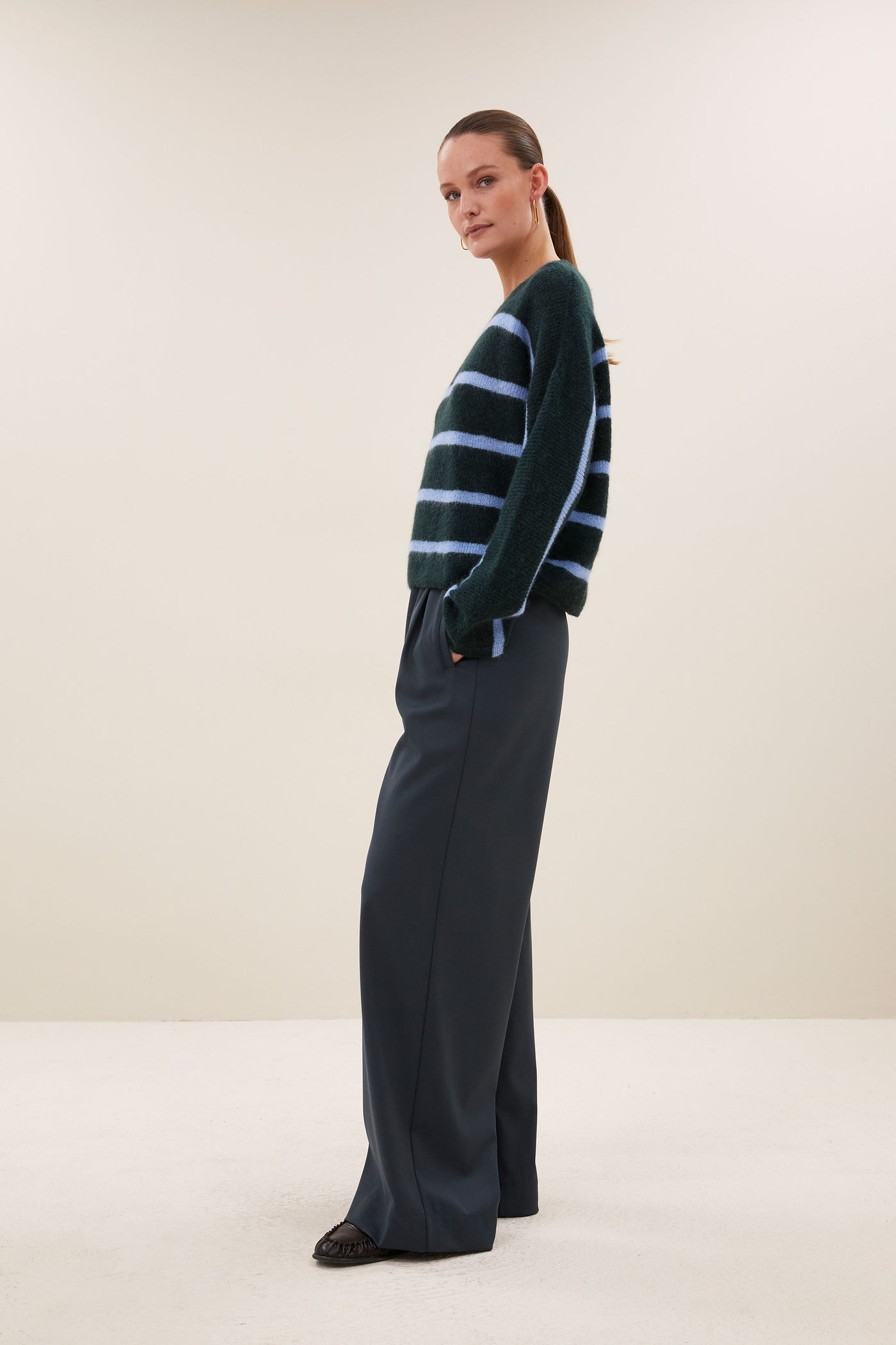 Vide Stripe Pullover - Green Cloud Stripe