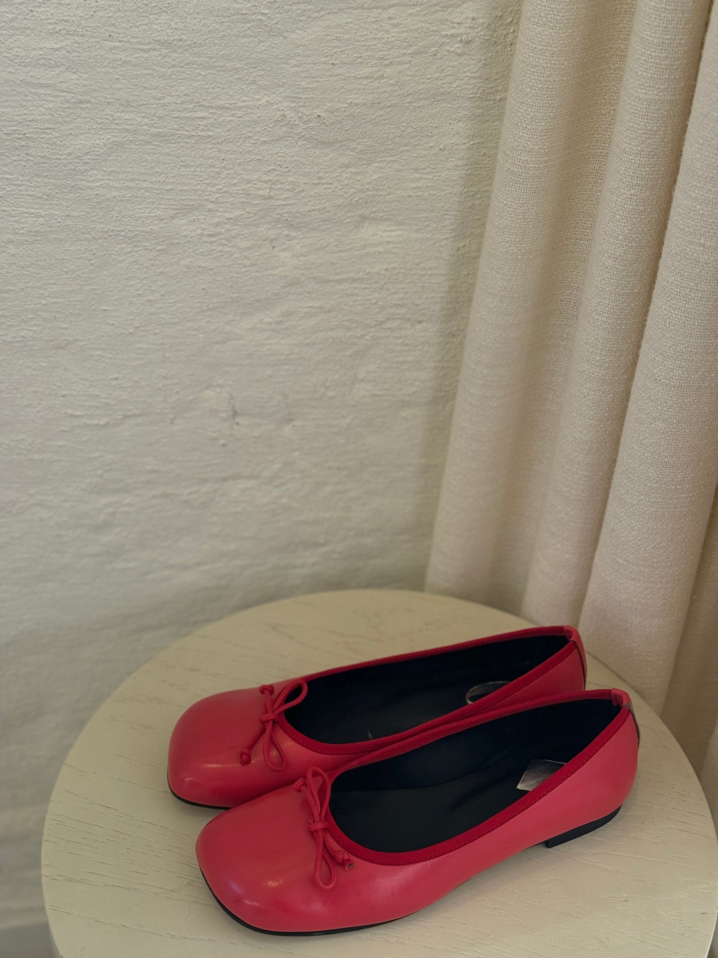 Olly - Nappa Leather Red