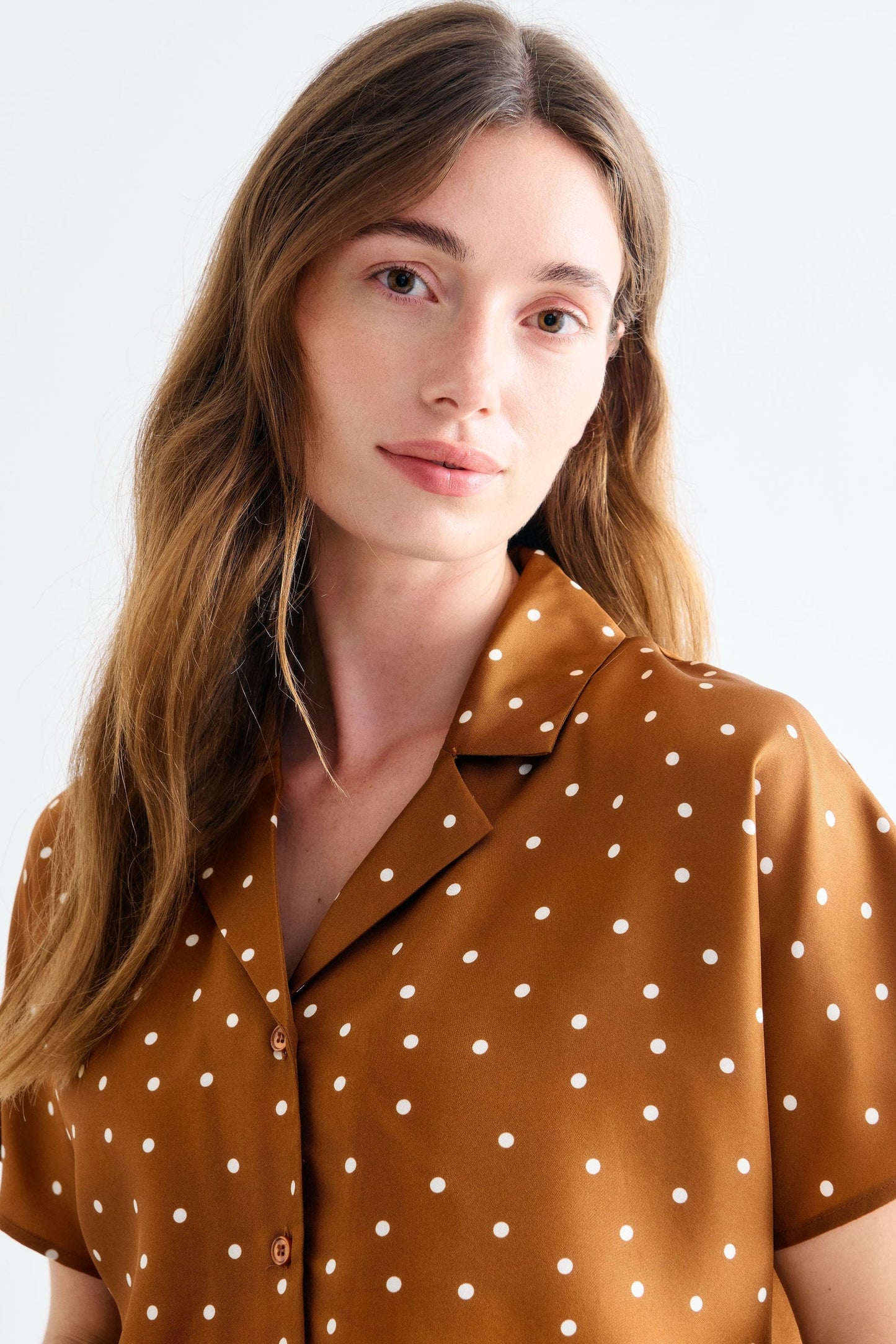 Birna Blouse - Dot Print Caramel
