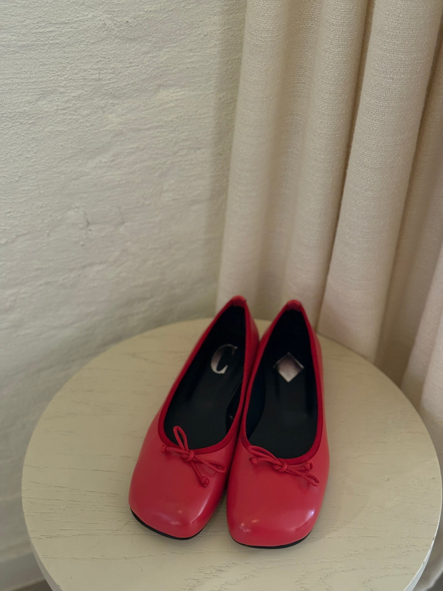 Olly - Nappa Leather Red