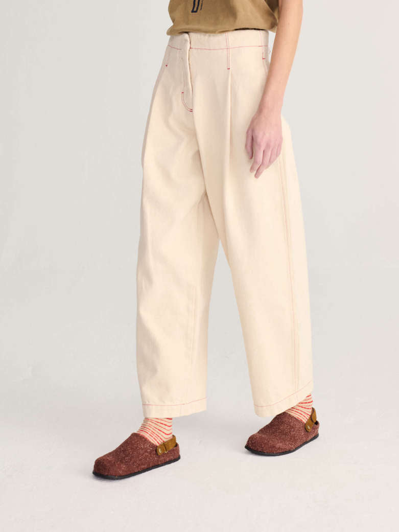 Twill Pleated Barrel Pants - Ecru